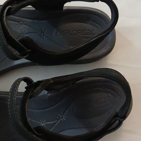 Easy Spirit Black Sandals 7.5 - Picture 5 of 5